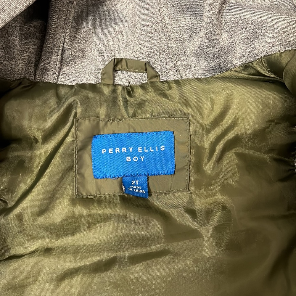Perry Ellis Boy 2T Colorblock Hooded Puffer Vest Jacket - Picture 8 of 12